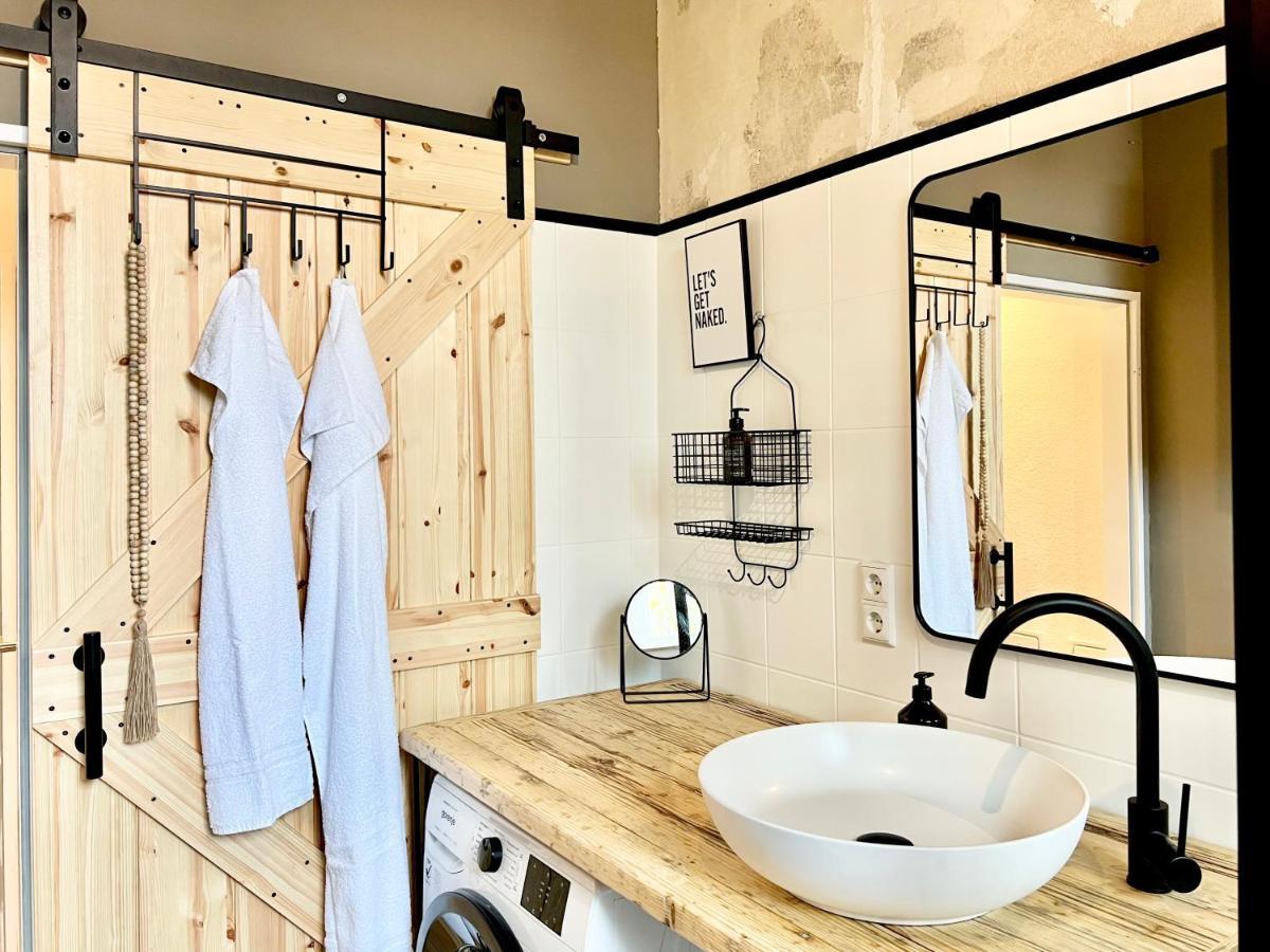Makers And Rooms Apartment 01 Pauline 110Qm Parkplatz 1-4 Personen Detmold Buitenkant foto