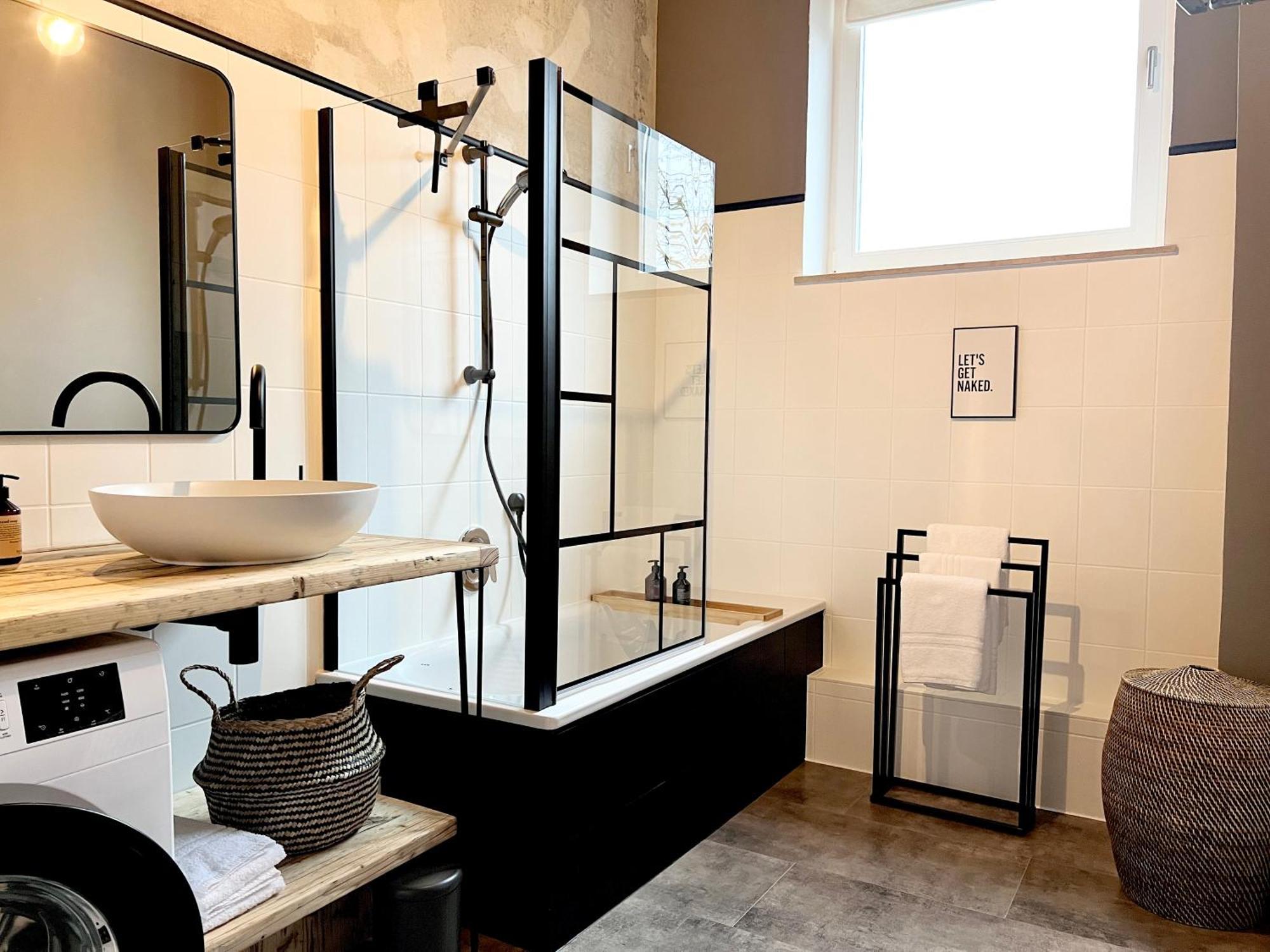 Makers And Rooms Apartment 01 Pauline 110Qm Parkplatz 1-4 Personen Detmold Buitenkant foto